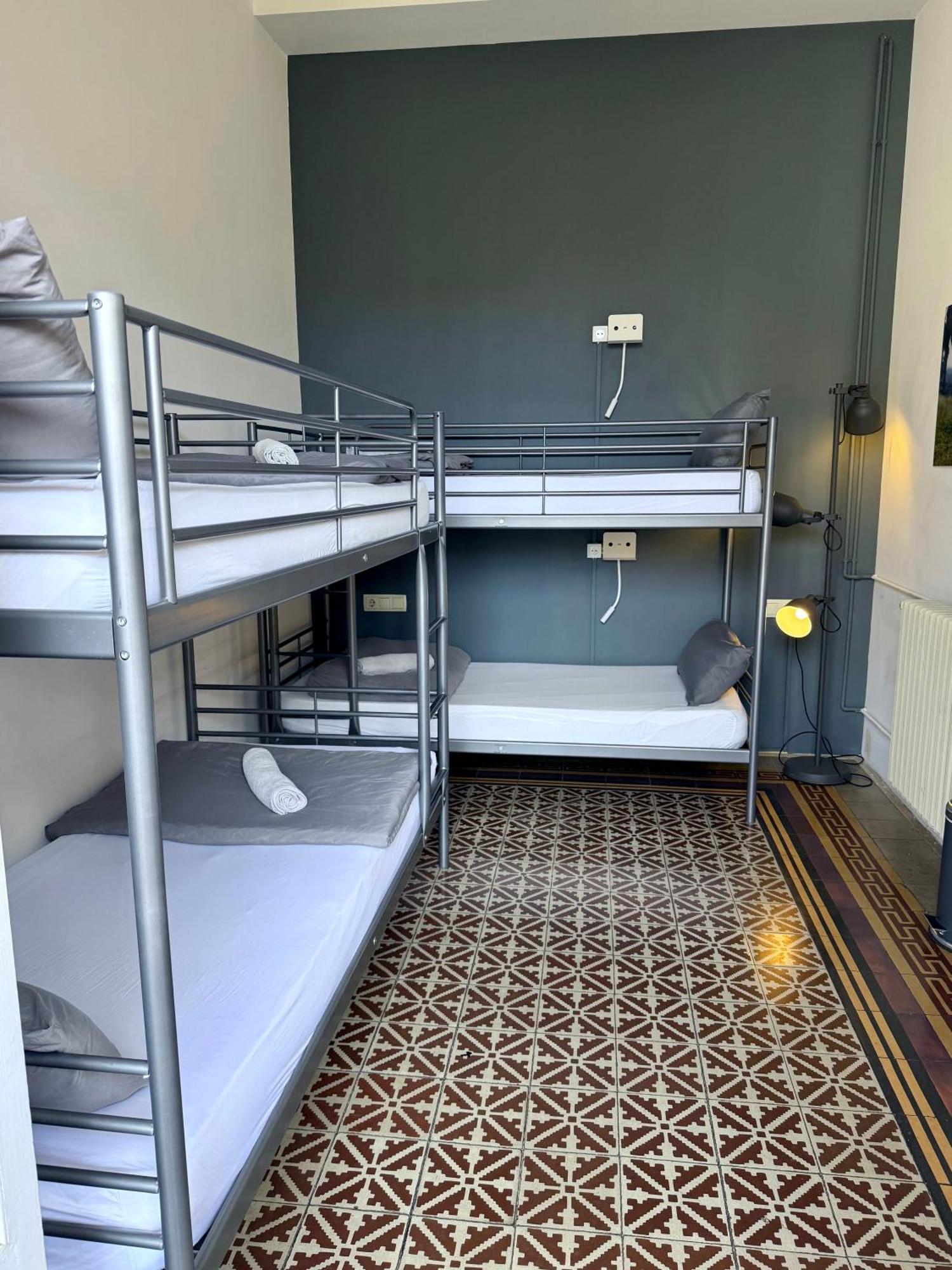 Fabrizzio's Petit Auberge de jeunesse Barcelone